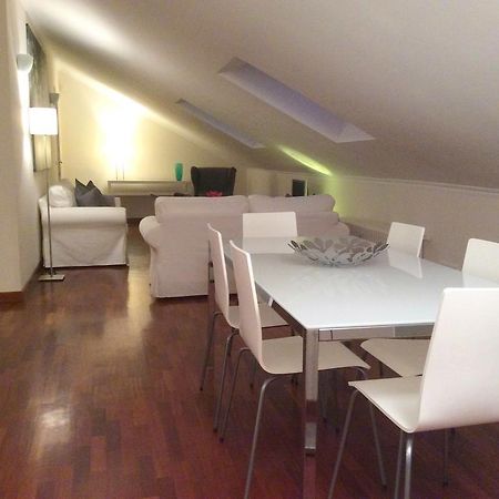 Apartment La Mansarda Alba  Bilik gambar