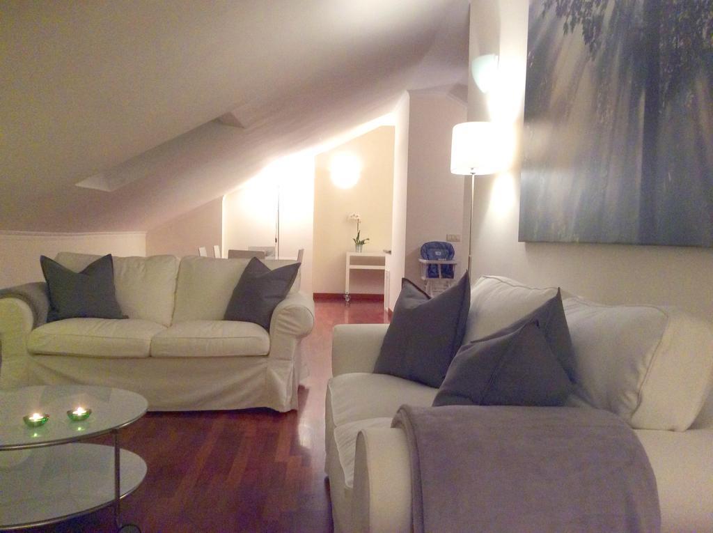 Apartment La Mansarda Alba  Bilik gambar